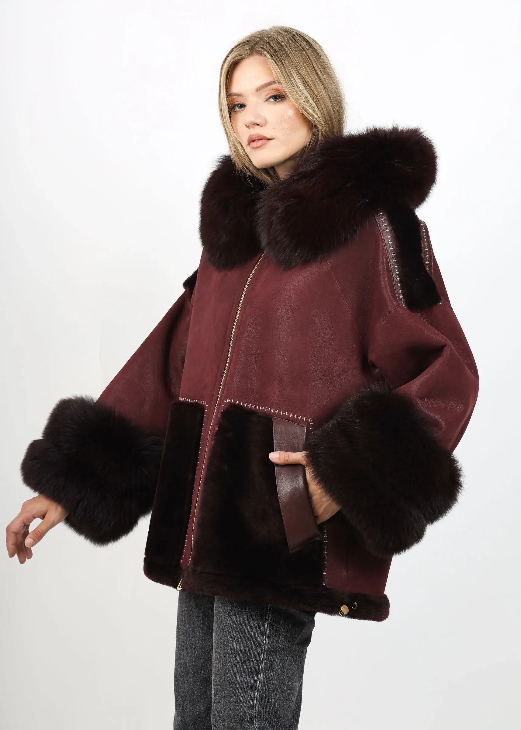 Geacă din Blană de Miel și Vulpe Argintie Model Arya