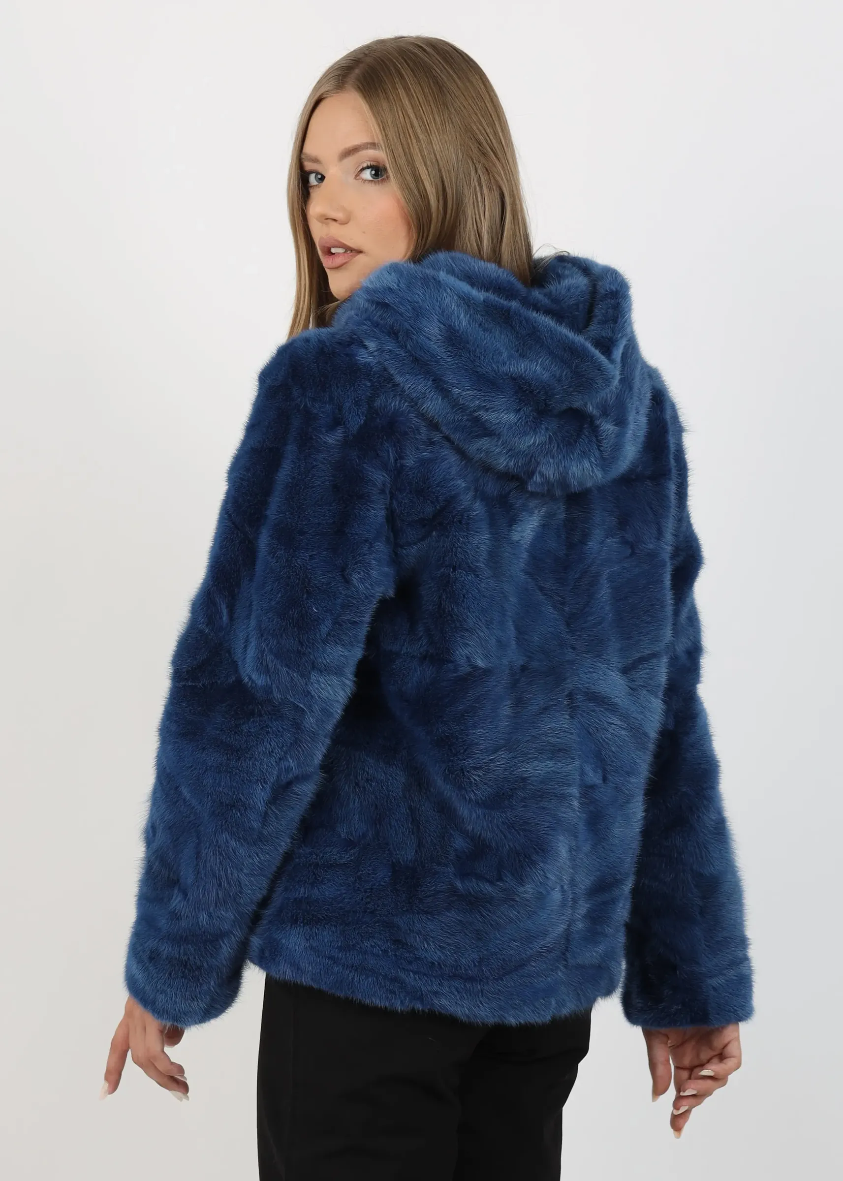 Haină de Damă din Blană de Nurcă cu Glugă Model Ocean Blue