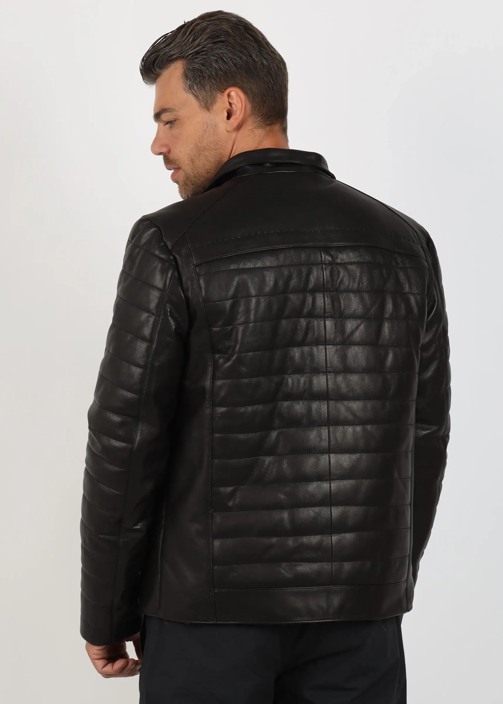 Geacă de Bărbați Matlasată din Piele de Miel Urban Model Valentin Negru