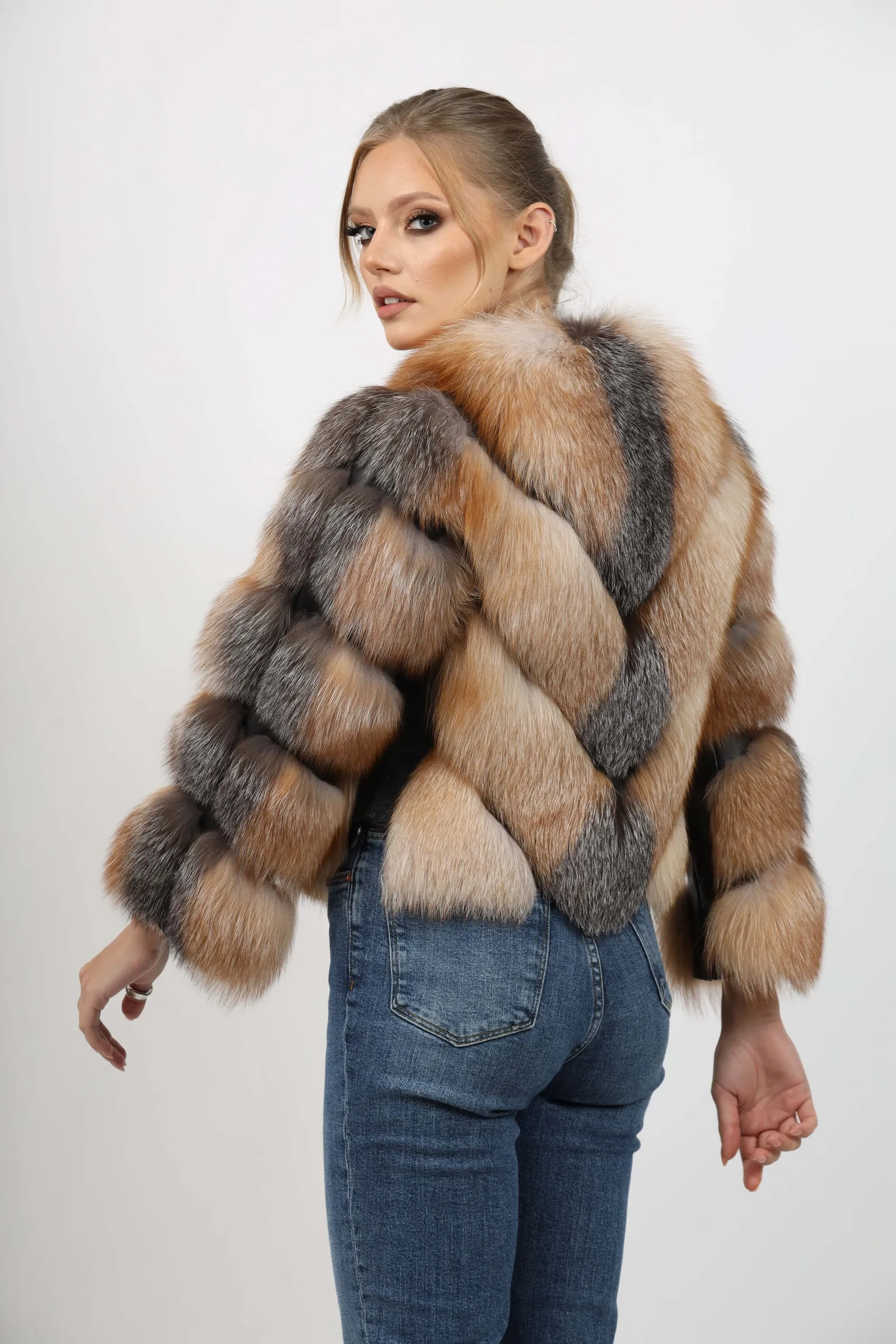 Haină de Damă din Blană de Vulpe Argintie Model Sonia 01 Otaban