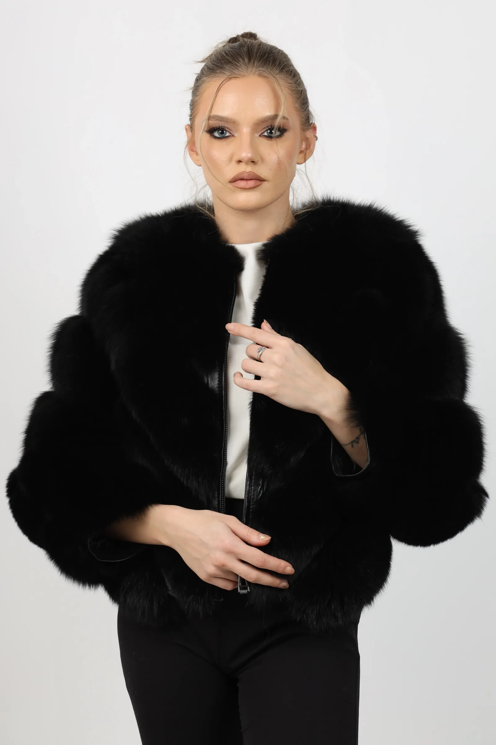 Haină de Damă din Blană de Vulpe Argintie Model Sonia 03 Negru
