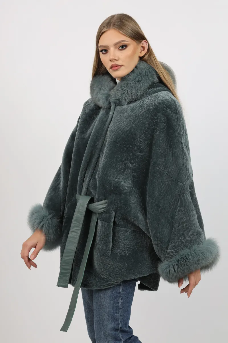 Poncho de Damă Universal din Miel Australian și Glugă din Vulpe Argintie Verde Mentă