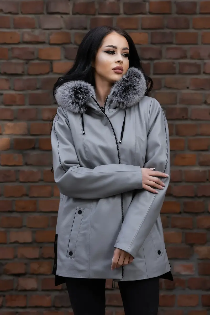 Geacă de Damă din Piele de Miel cu Glugă din Vulpe Argintie Model Celia Gri