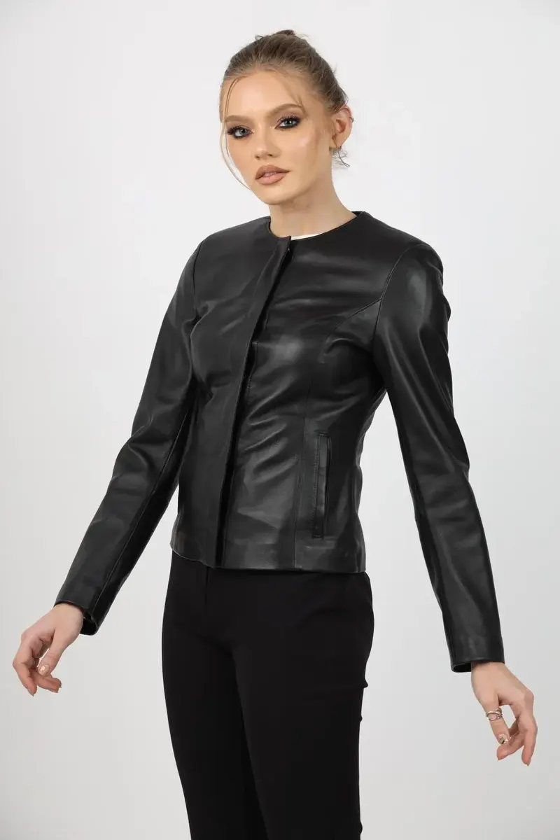 Geacă de Damă din Piele de Miel Tip Sacou Model Irene Negru