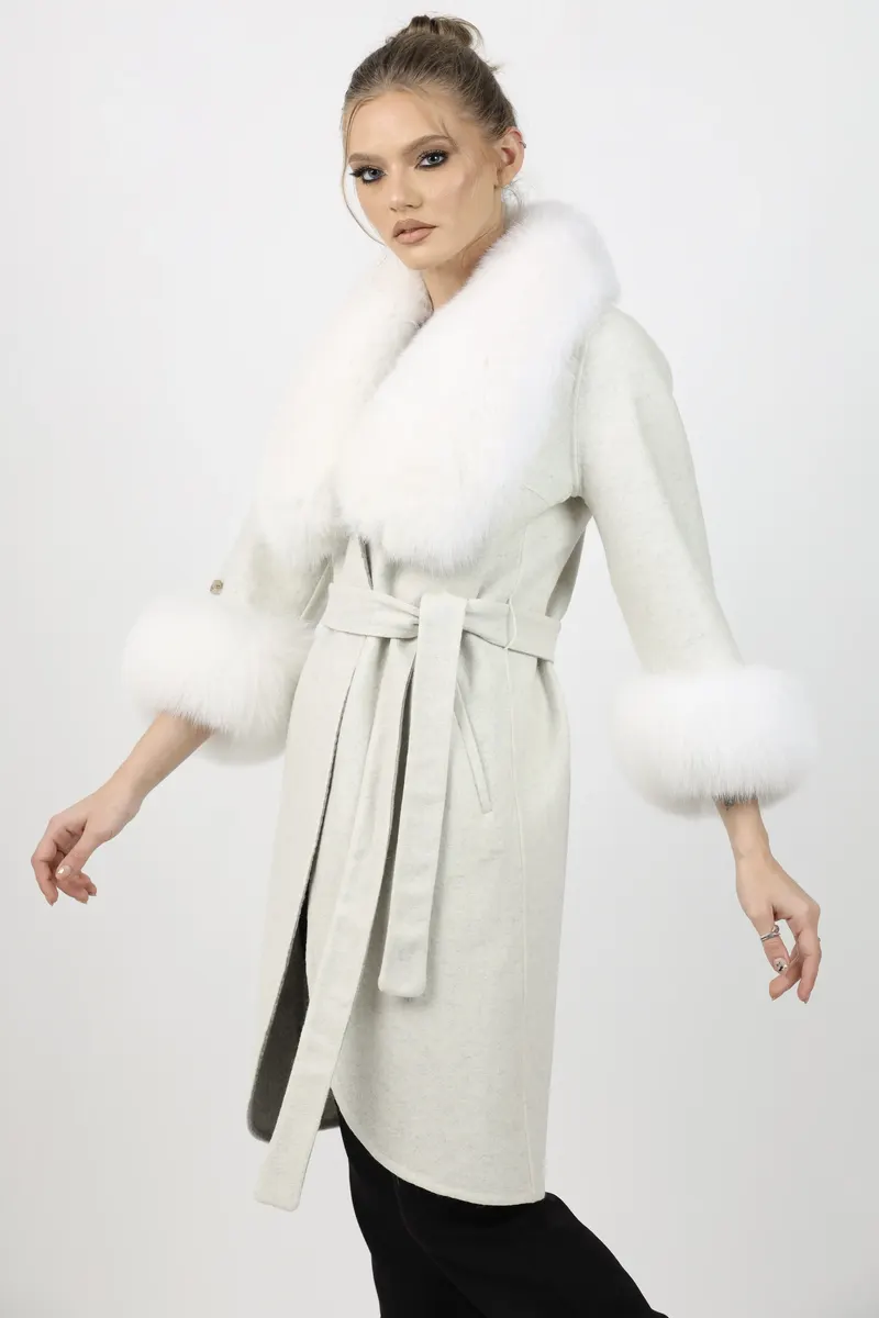 Palton de Damă din Stofă de Alpaca și Garnituri de Vulpe Argintie Model Snow White
