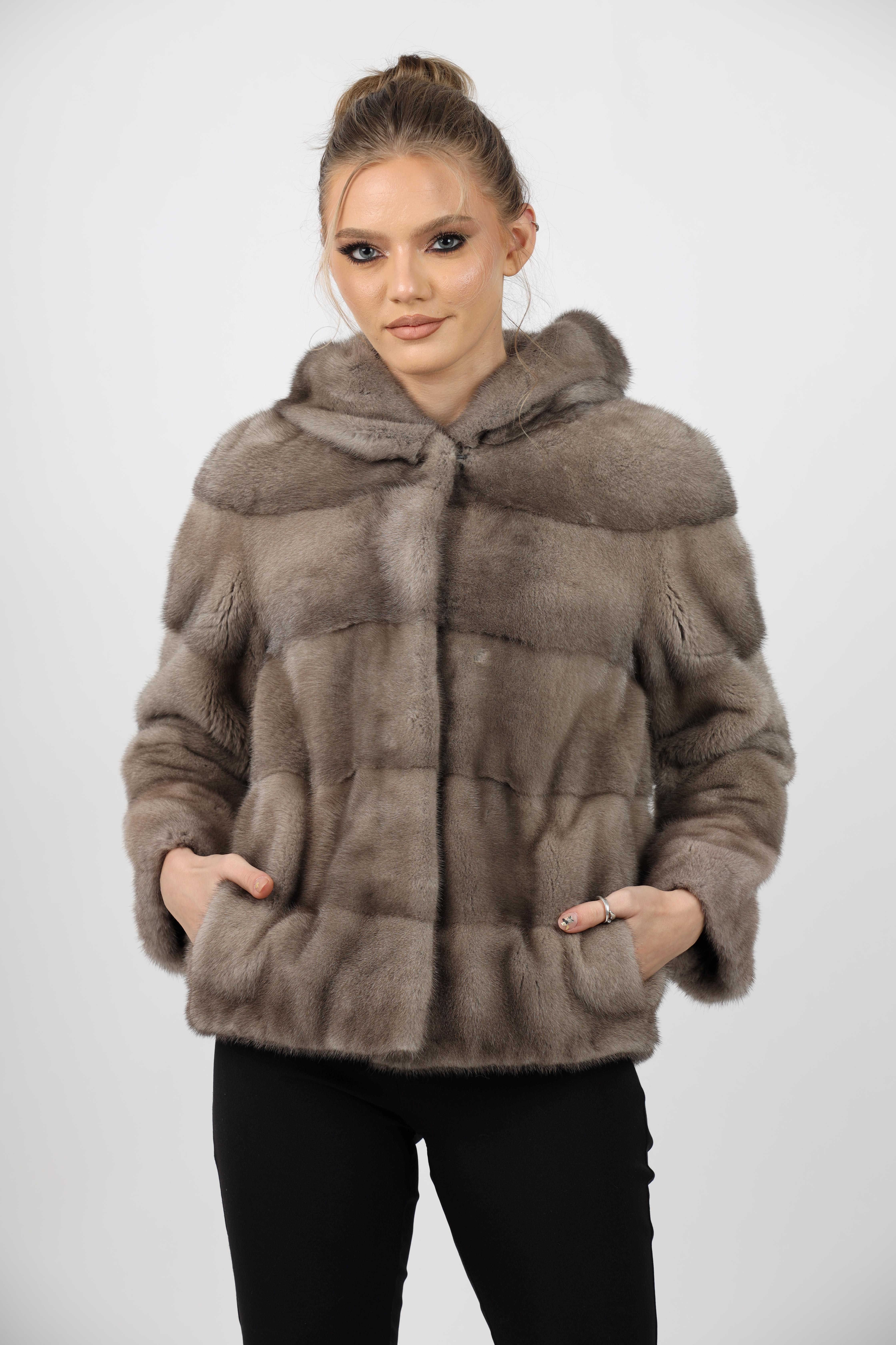 Haină de Damă din Blană de Nurcă cu Glugă Model Vizon Zefir - imagine 2
