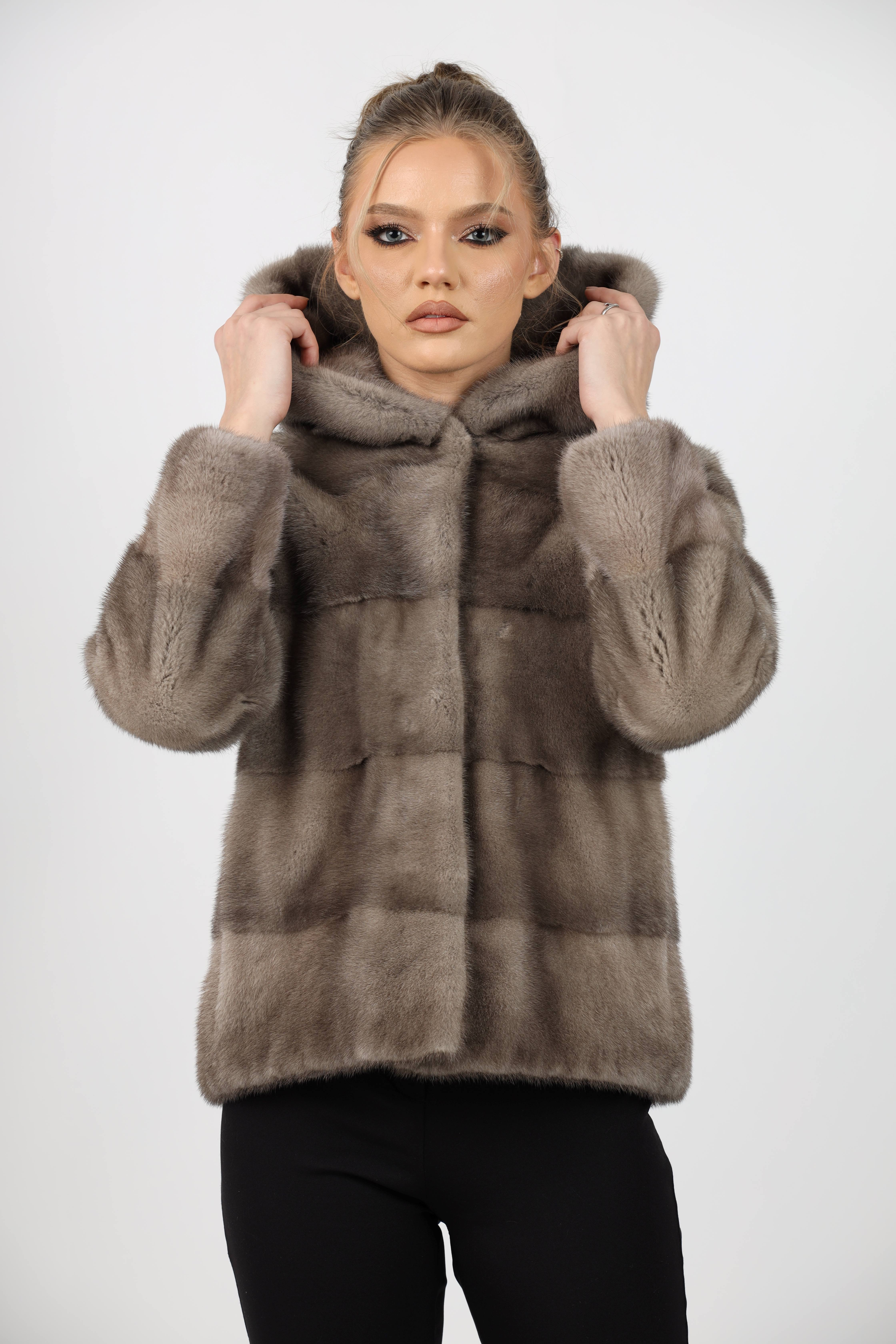 Haină de Damă din Blană de Nurcă cu Glugă Model Vizon Zefir - imagine 3