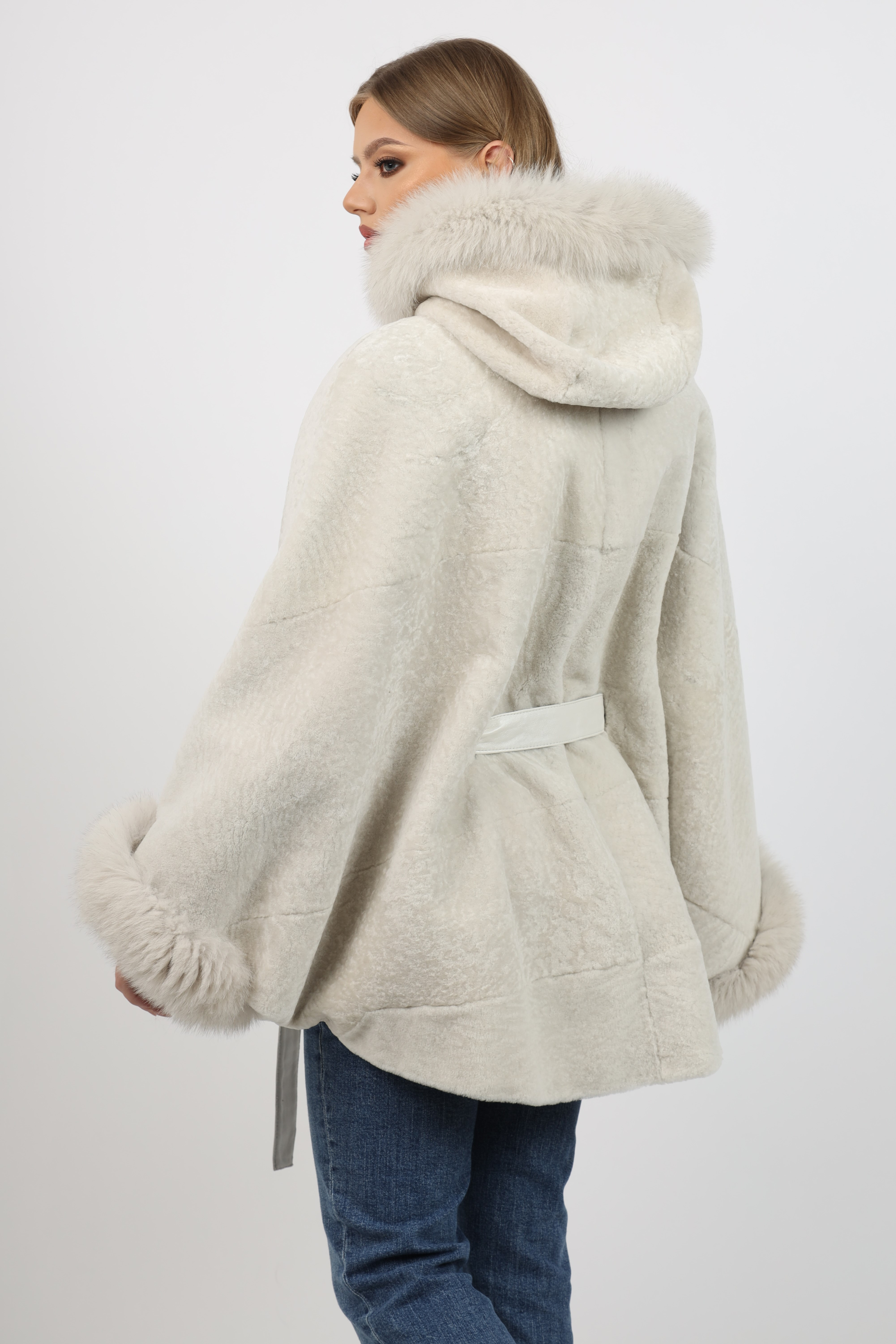 Poncho de Damă Universal din Miel Australian și Glugă din Vulpe Argintie Crem - imagine 5